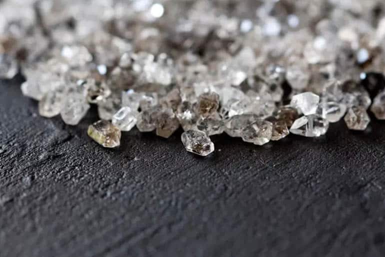Où on été découverts les premiers diamants ?
